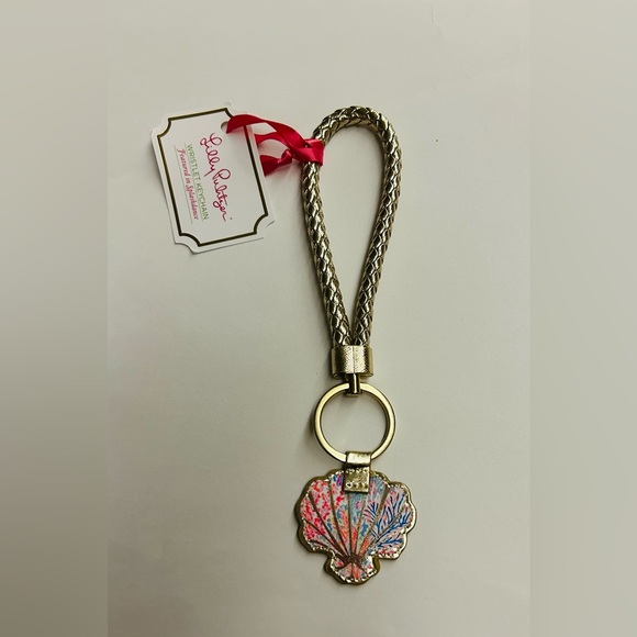 New Lilly Pulitzer Wristlet Keychain Seashell featured in Splashdance Summer - Picture 6 of 12